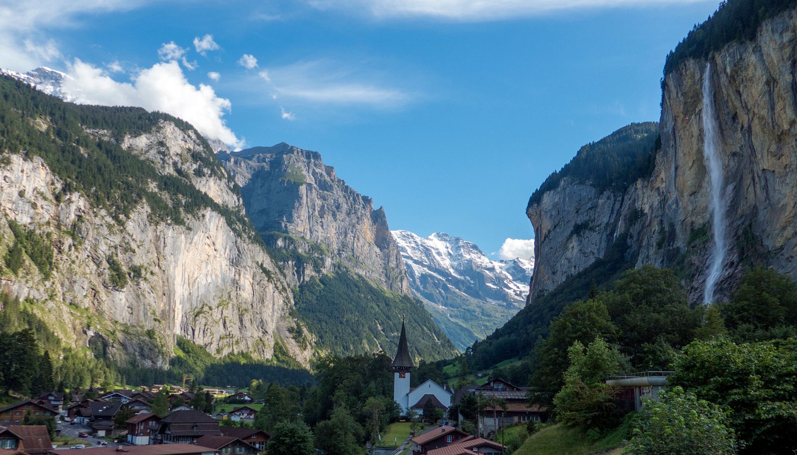 Lauterbrunnen Valley
